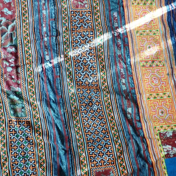 Handmade Quilt from Northern Vietnam - Picture 5 of 6